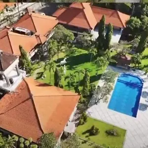 bali-bungalo.hotelsseminyak.net/