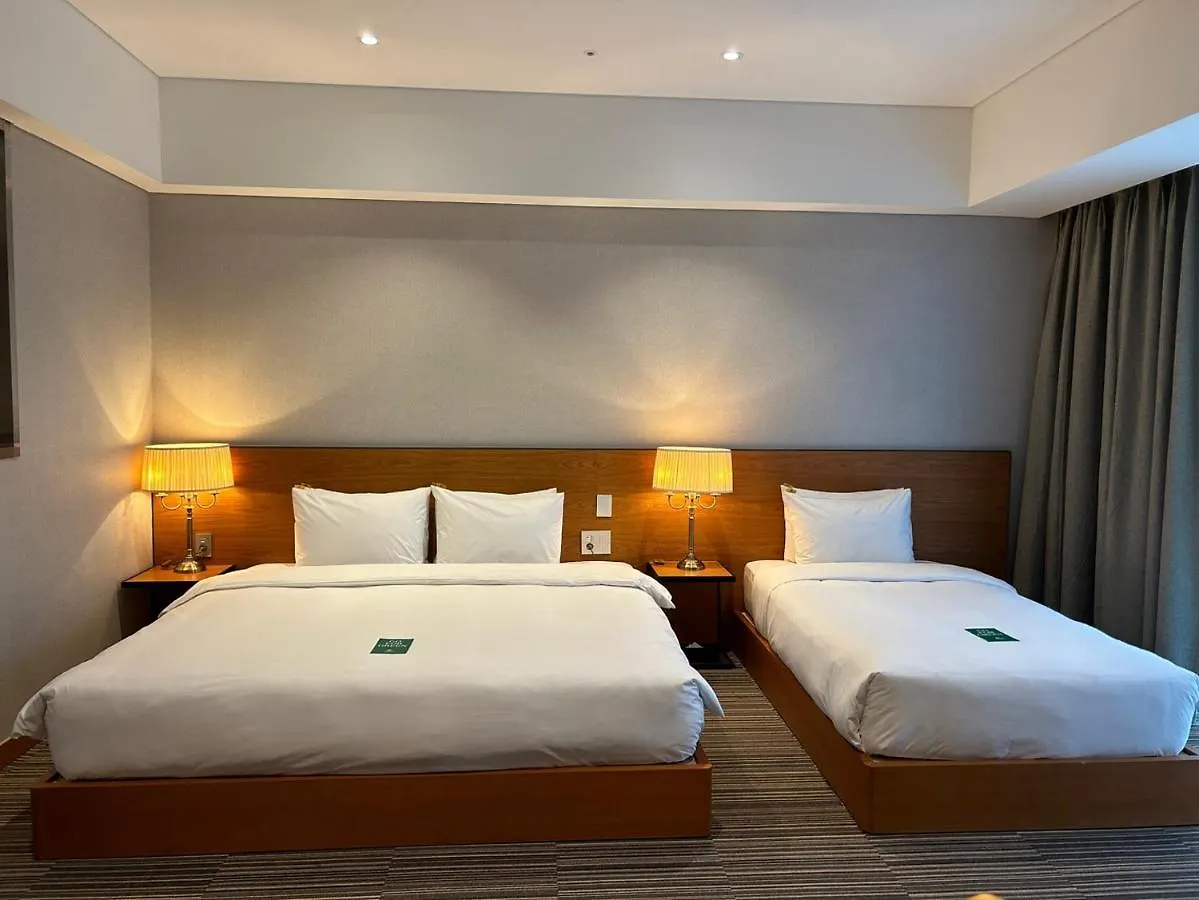 Hotel Tour Incheon Airport Hotel & Suites קוריאה הדרומית
